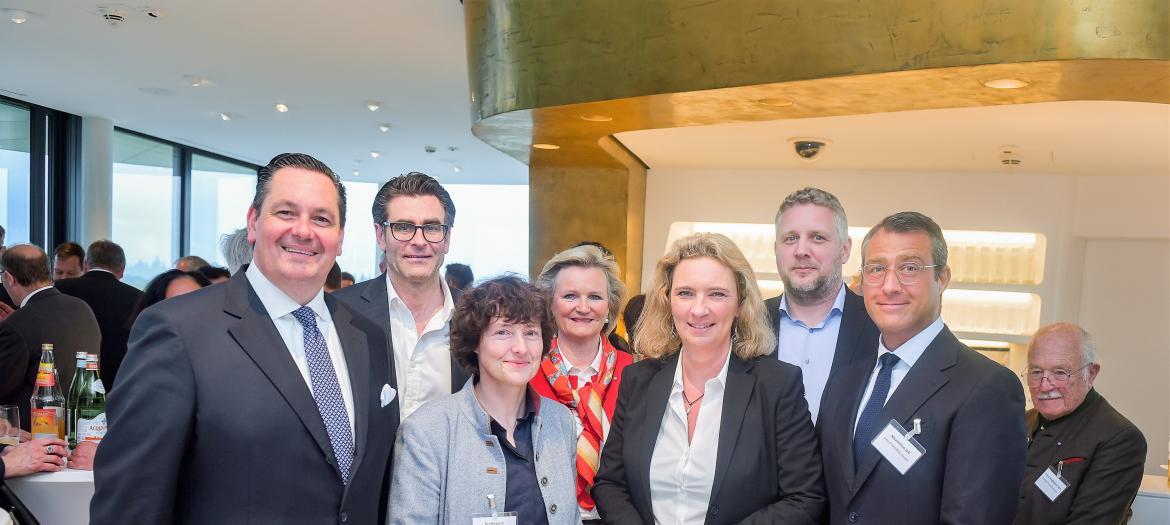 Slider: 4 | Kerstin Schreyer ist die neue Vorsitzende des Arbeitskreises Wirtschaft, Landesentwicklung, Energie, Medien und Digitalisierung und damit auch die neue designierte Vorsitzende des Wirtschaftsausschusses im Bayerischen Landtag.
