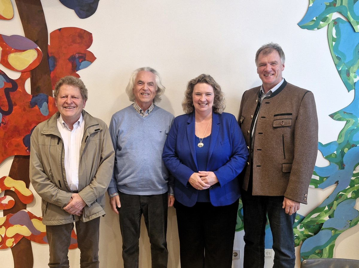 v.l.n.r.: Jrg Koppen, ILI; Werner Litza, ILI; Staatsministerin a.D. Kerstin Schreyer, MdL, Brgermeister Stefan Schelle, Bezirksrat