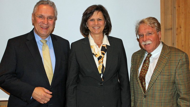 Staatsminister Joachim Herrmann, Staatsministerin Ilse Aigner und Landtagsabgeordneter Otmar Bernhard